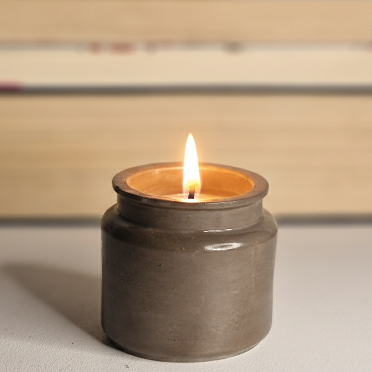 Lumanari parfumate in vase ceramice